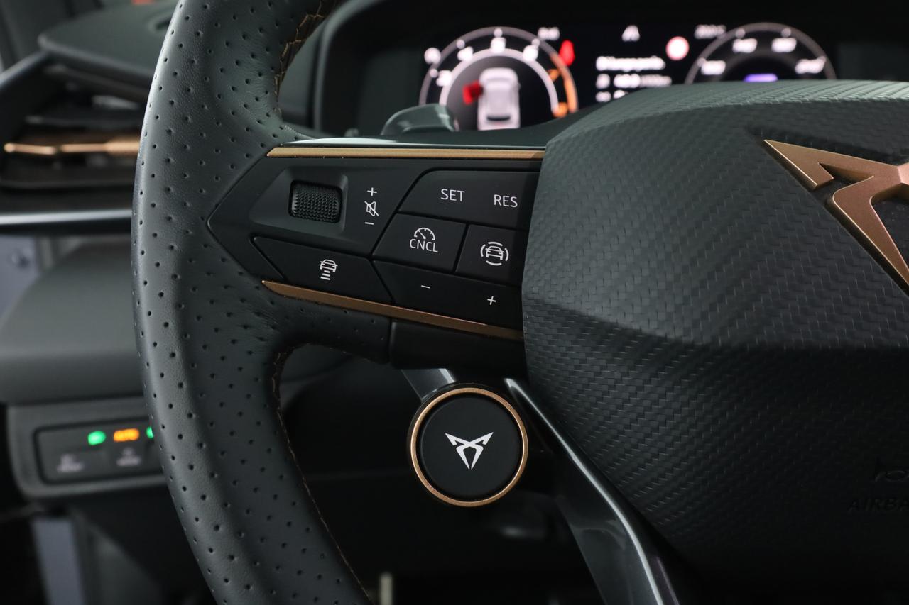 CUPRA Terramar 1.5 Hybrid DSG