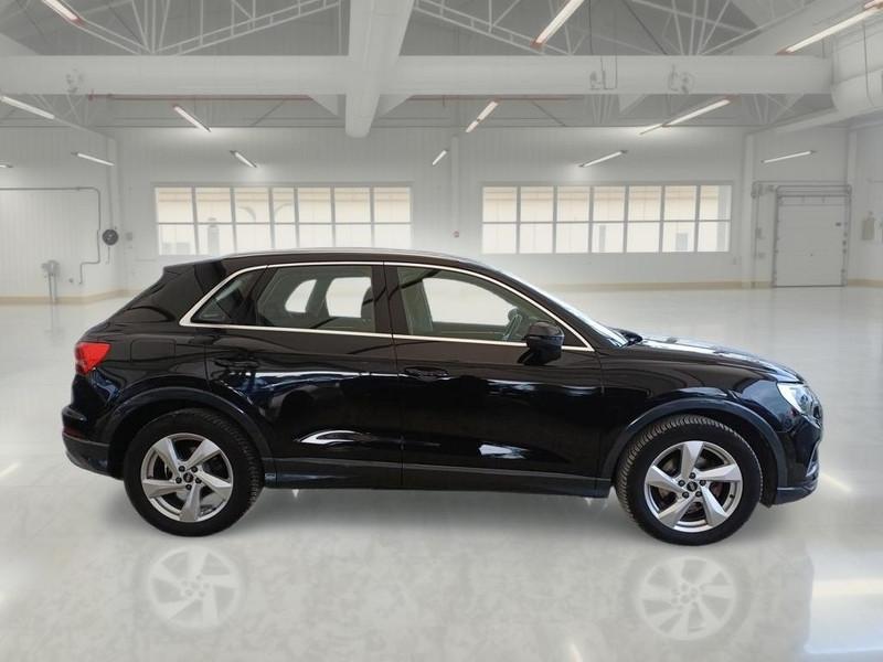 AUDI Q3 35 TDI S TRONIC BUSINESS ADVANCED SUV