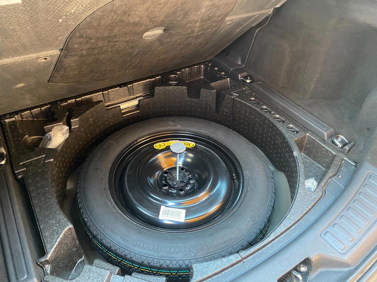 Land Rover Discovery Sport 2.0 TD4 150 CV SE