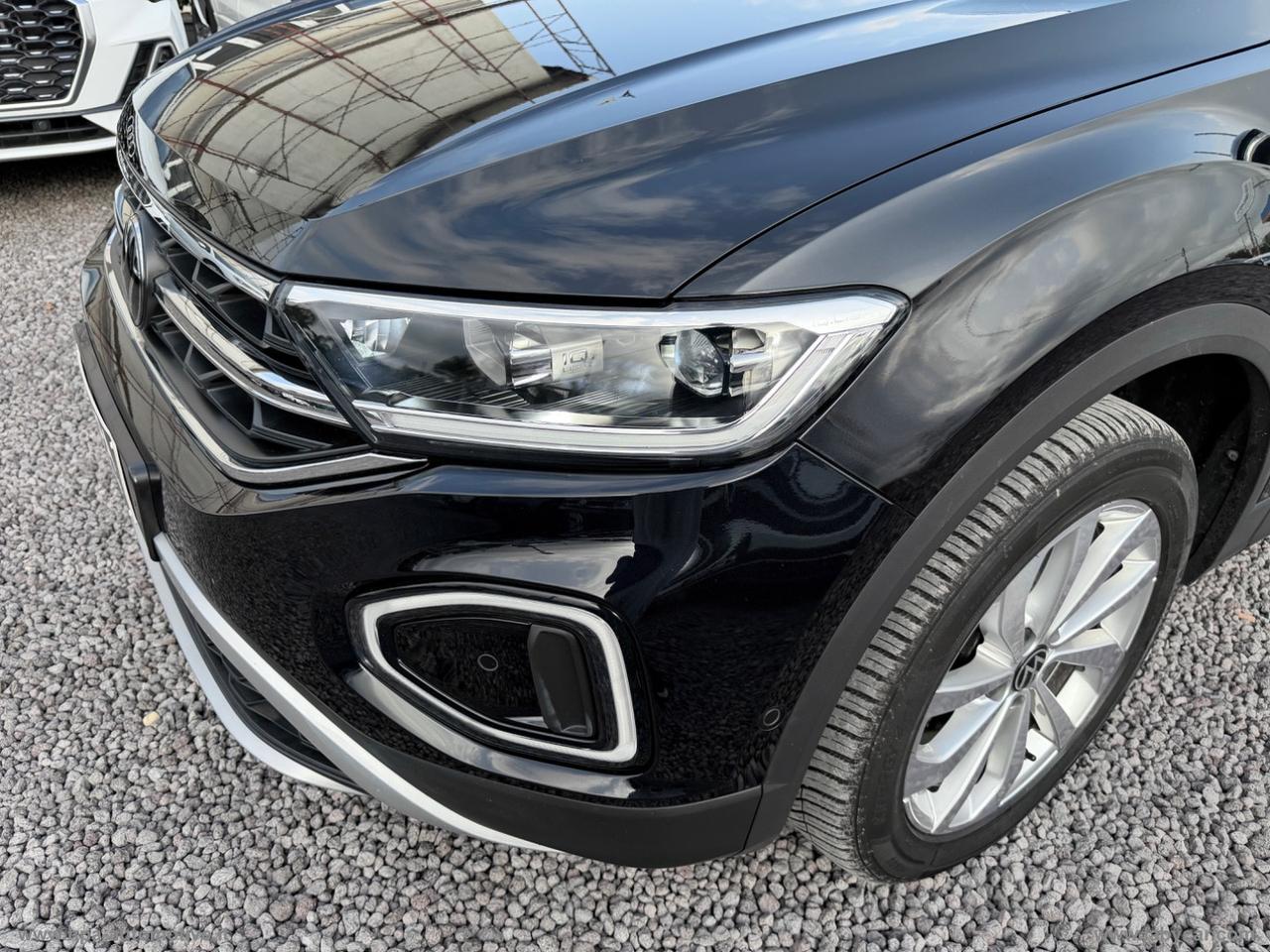VOLKSWAGEN T-Roc 1.0 TSI Style NAVI LED IQ-LIGHT RETROCAMERA
