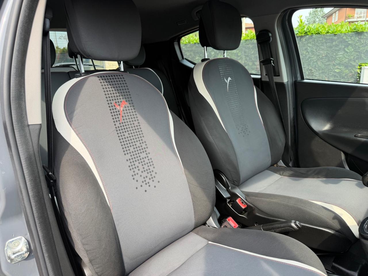 Lancia Ypsilon 1.2 69 CV 5 porte Elefantino