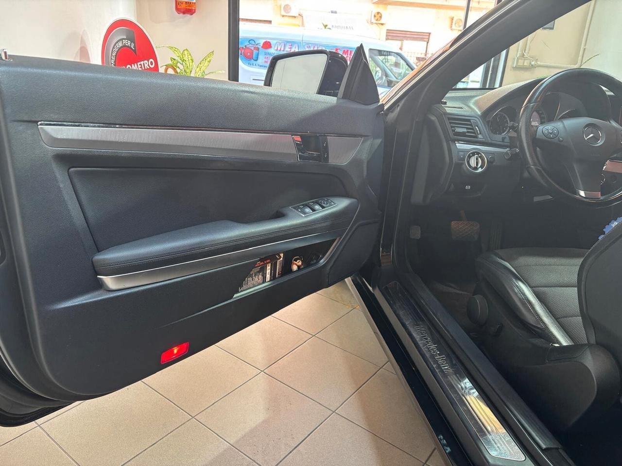 Mercedes-benz E 220 CDI Coupé BlueEFFICIENCY