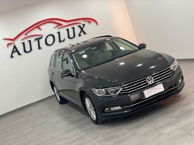 Volkswagen Passat Variant 1.6 TDI DSG ANTRACITE interno CHIARO