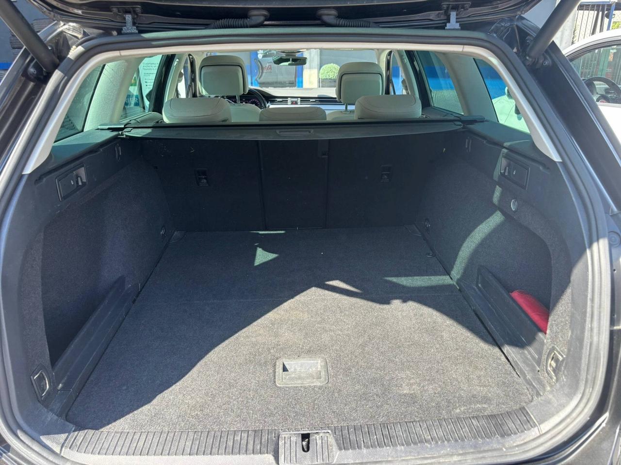 Volkswagen Passat Variant 2.0 TDI SCR 200 CV 4MOTION DSG Executive