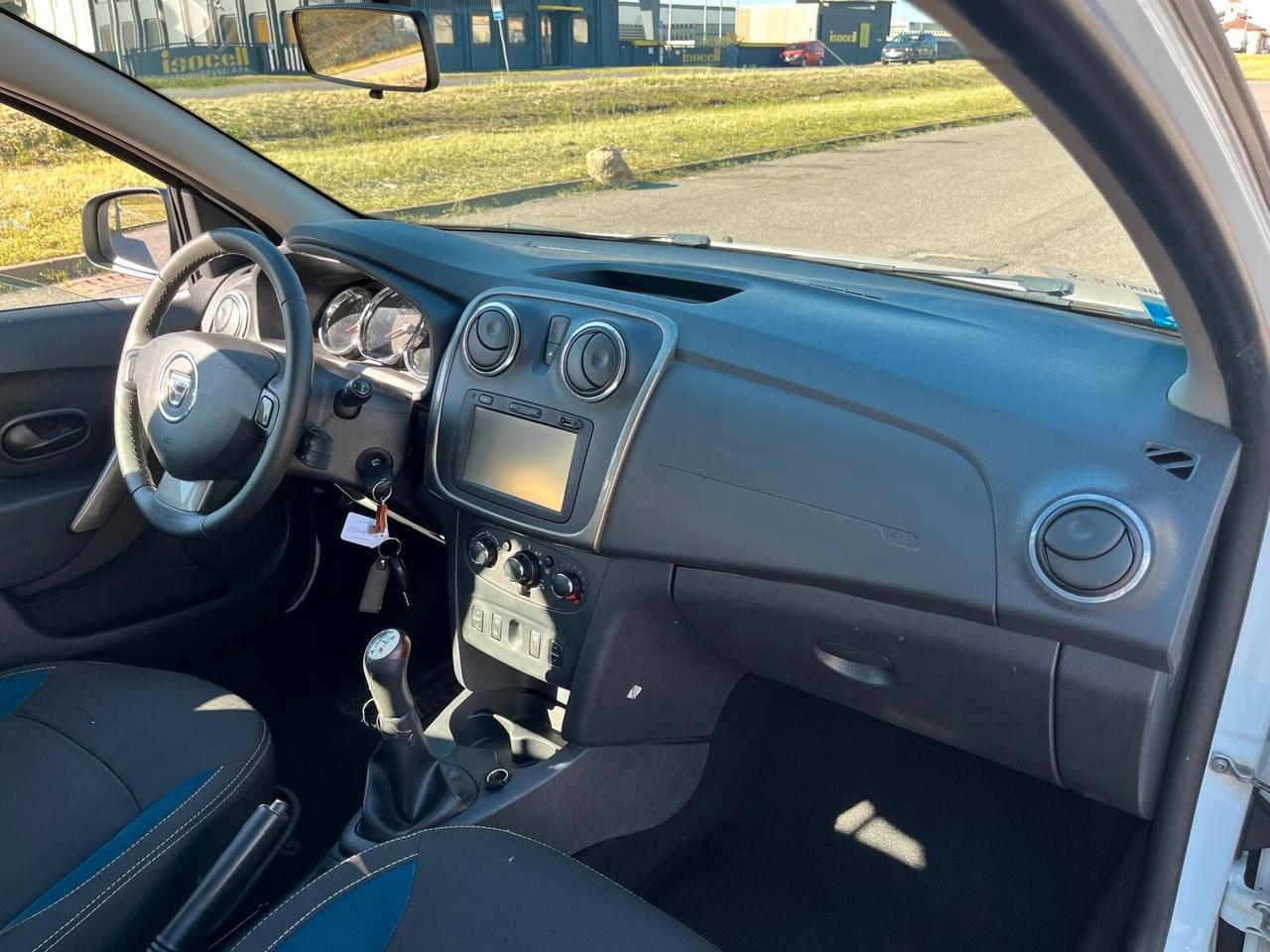 Dacia Sandero 1.2 75CV Lauréate