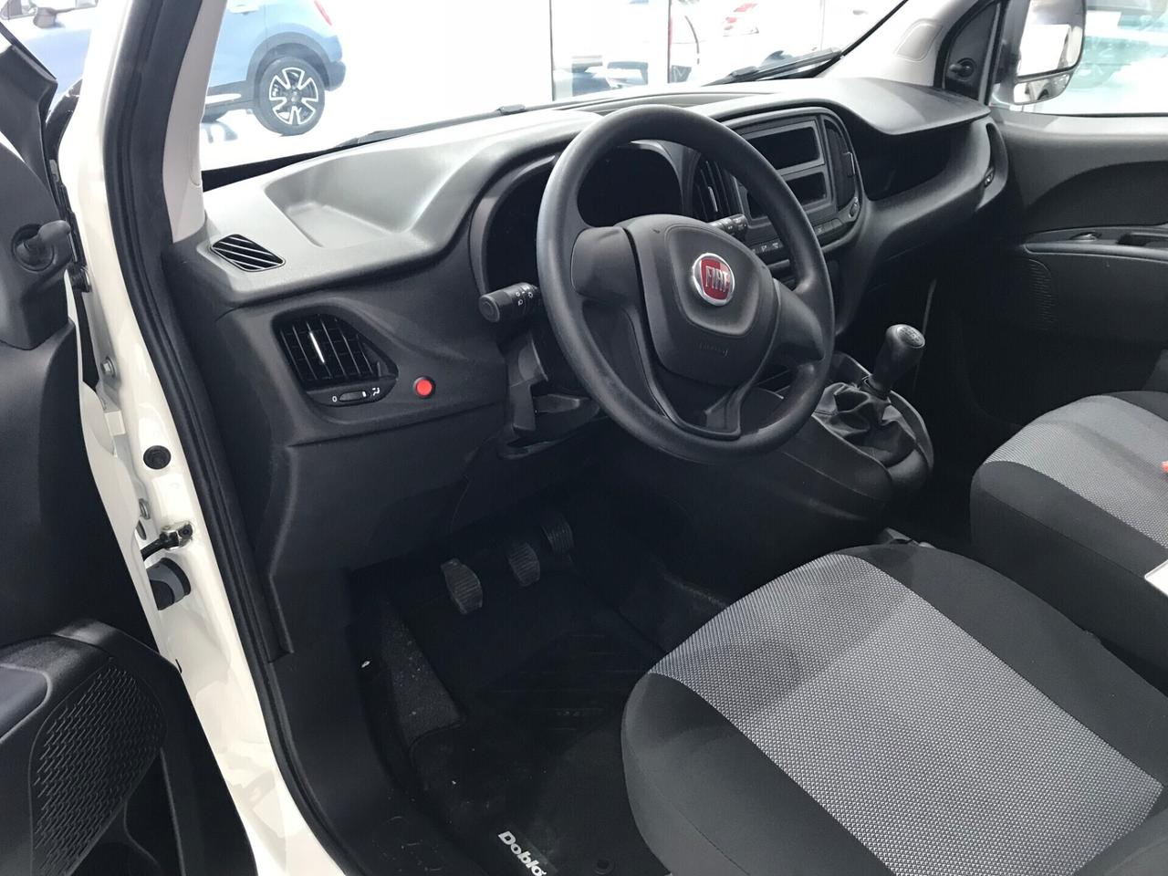 Fiat Doblo 1.6 MJT coibentato con gruppo frigo