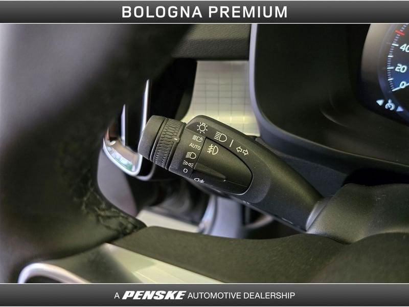 Volvo XC40 XC40 T2 Geartronic Momentum Pro