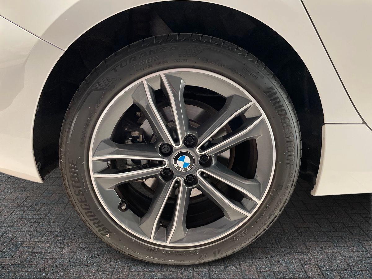 BMW Serie 1 F40 - 118i Sport 140cv auto