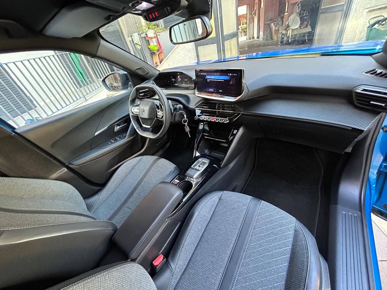 Peugeot 2008 BlueHDi 130 S&S EAT8 Allure Pack