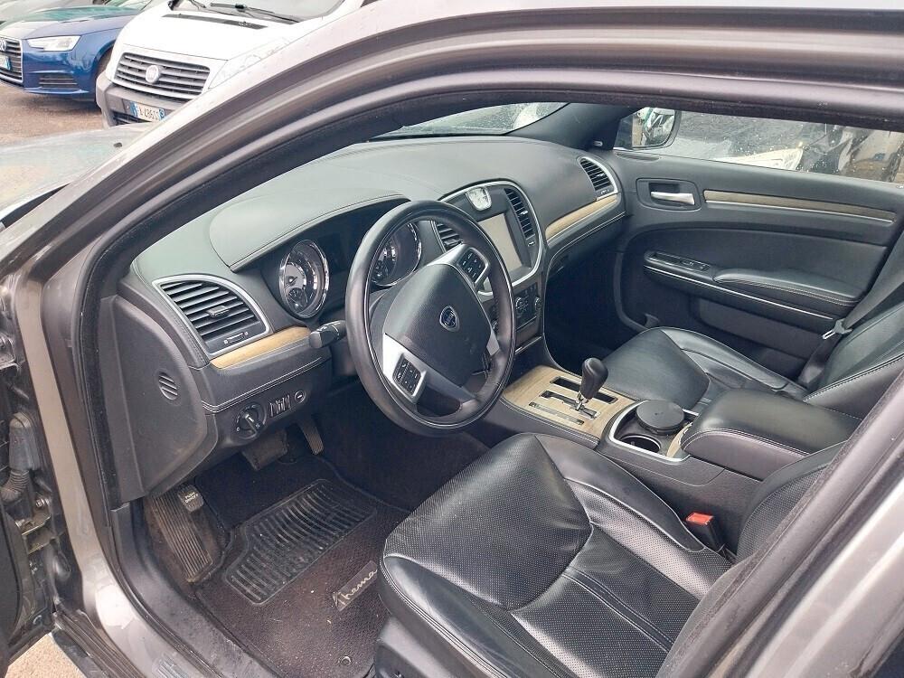 Lancia Thema 3.0 V6 Multijet II 239 CV Executive