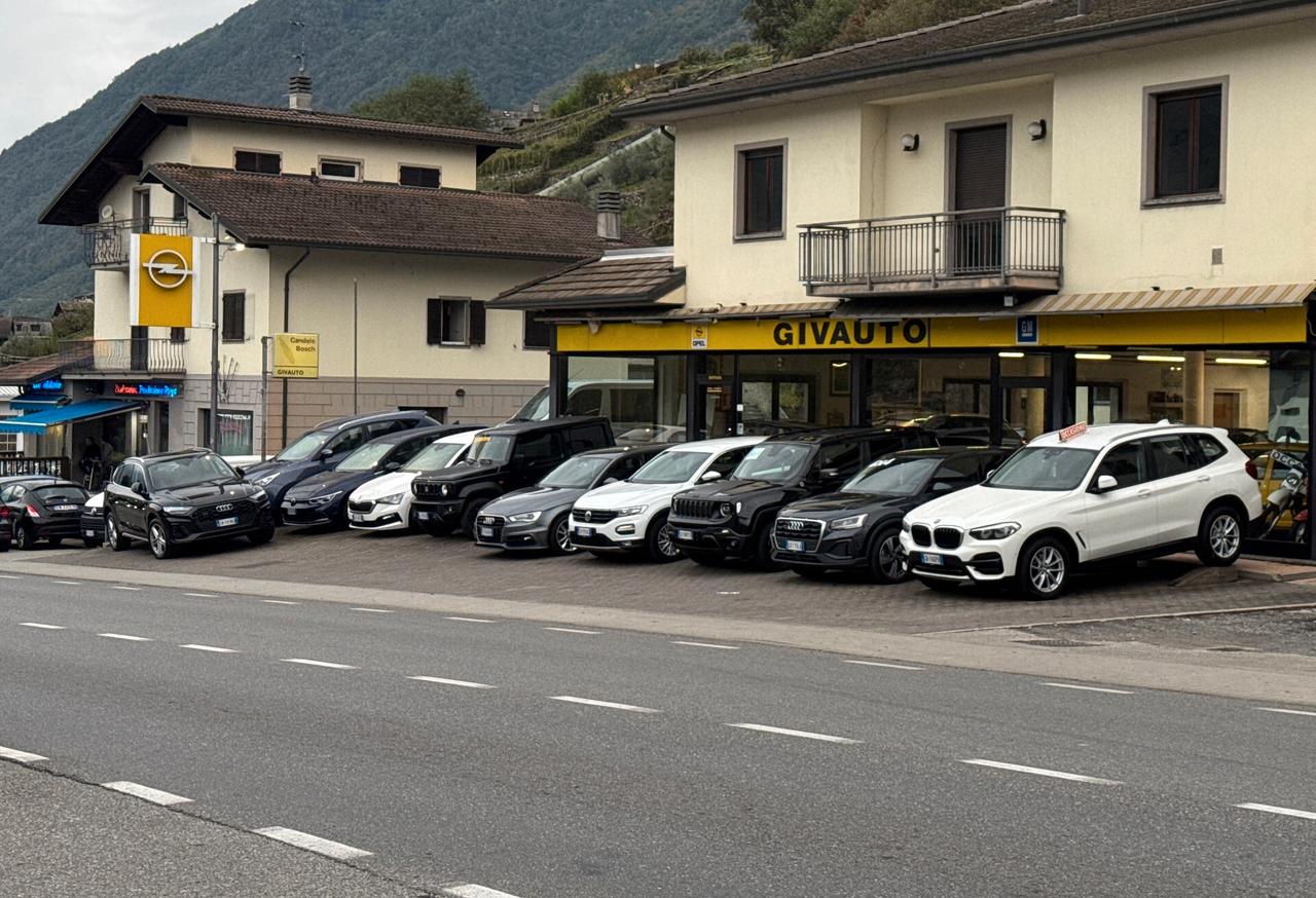 AUDI Q3 2.0cc 177CV 4X4 S-Line AUTOMATICO