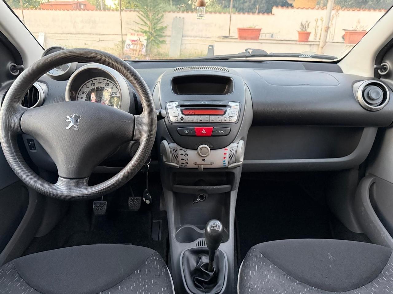 Peugeot 107 1.0 68CV 5p. Plaisir