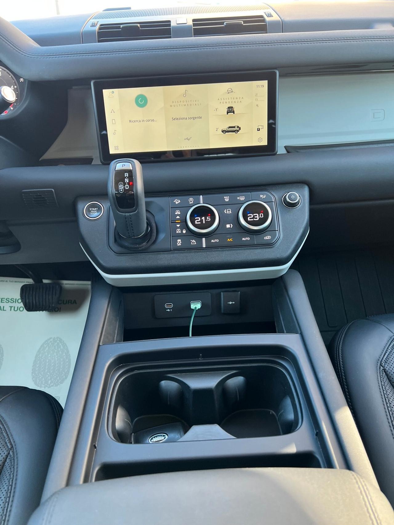 Land Rover Defender 90 3.0D I6 200 CV AWD Auto SE