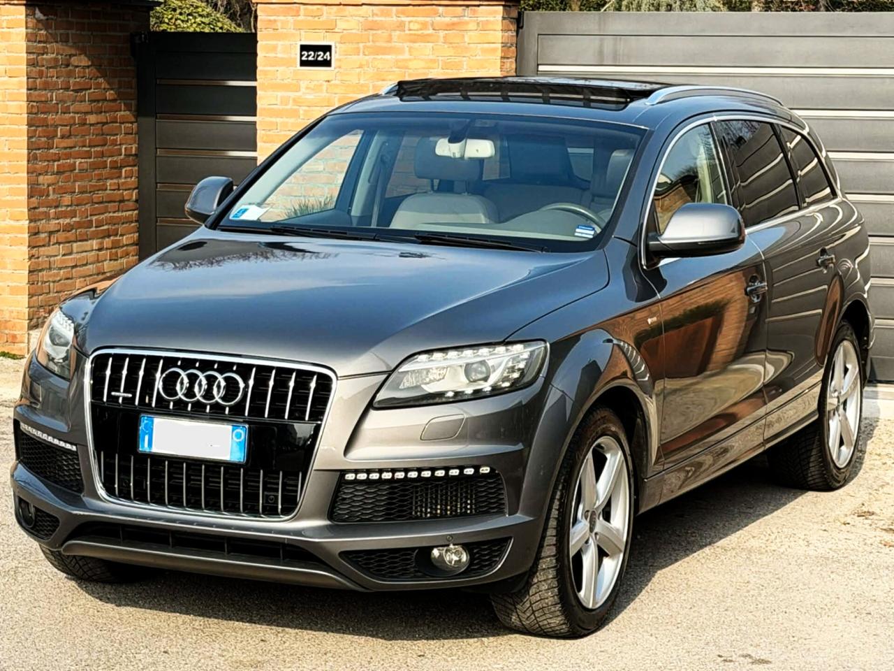 Audi Q7 3.0TDi 4x4 245cv-S-line-Tetto,Navi,Pele,Led-FUL