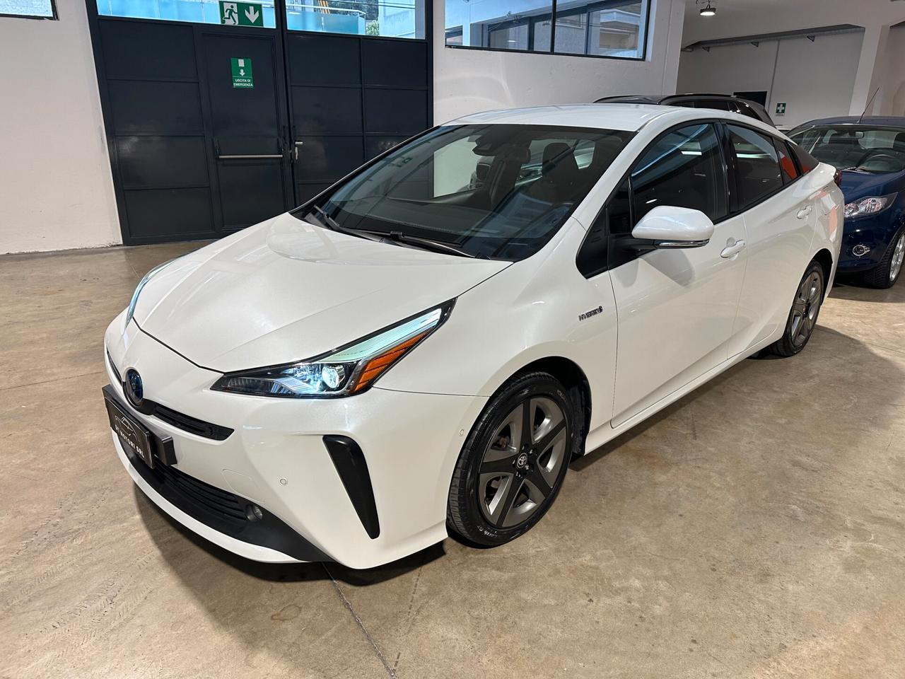 Toyota Prius 1.8 AWD Lounge