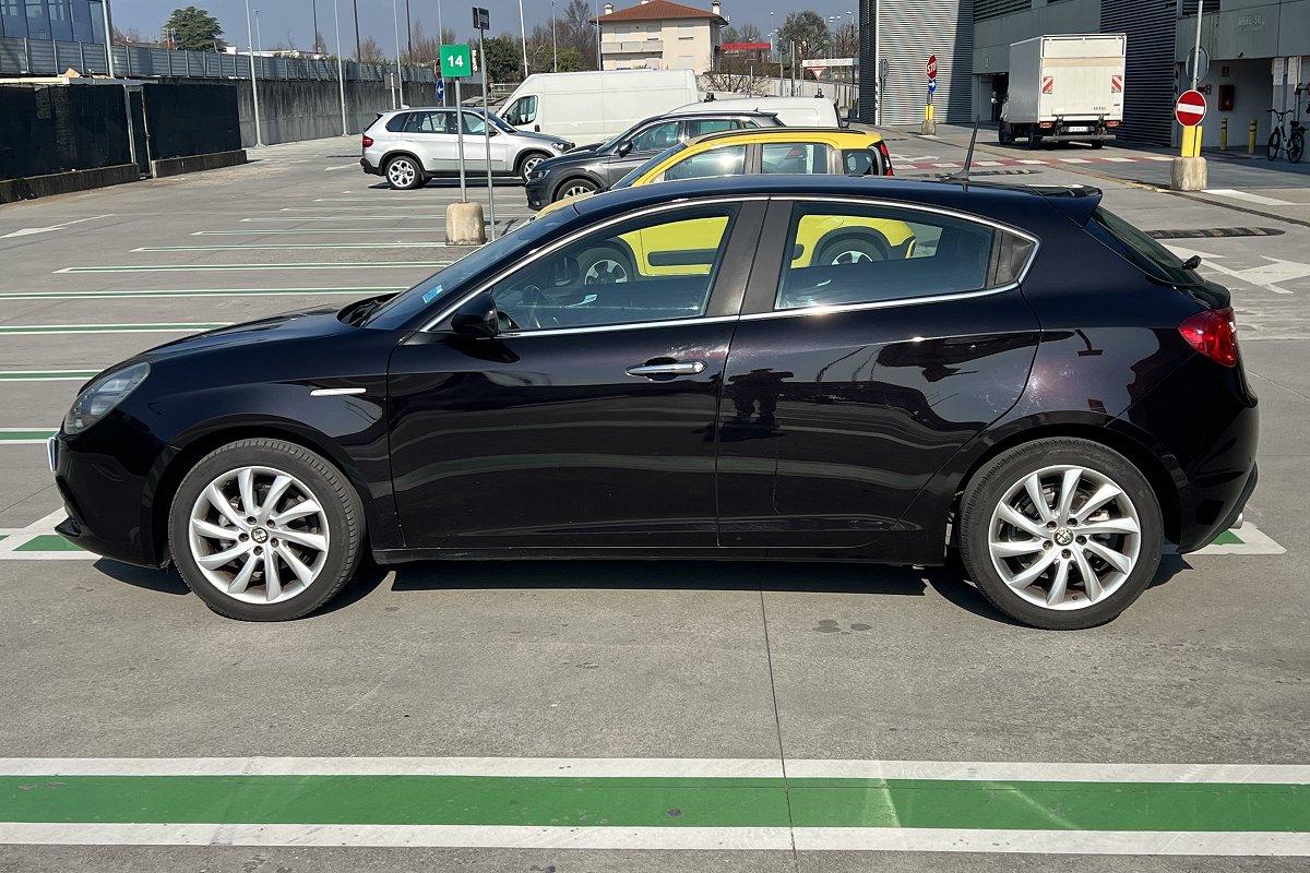 ALFA ROMEO Giulietta 1.6 JTDm-2 105 CV Distinctive