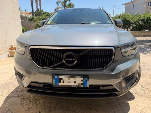 VOLVO XC40 D3 AWD Momentum