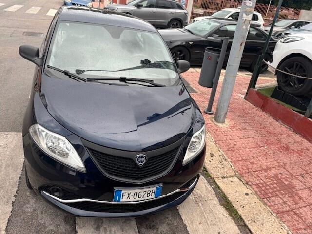 Lancia Ypsilon Finanziabile Garanzia Anche permuta