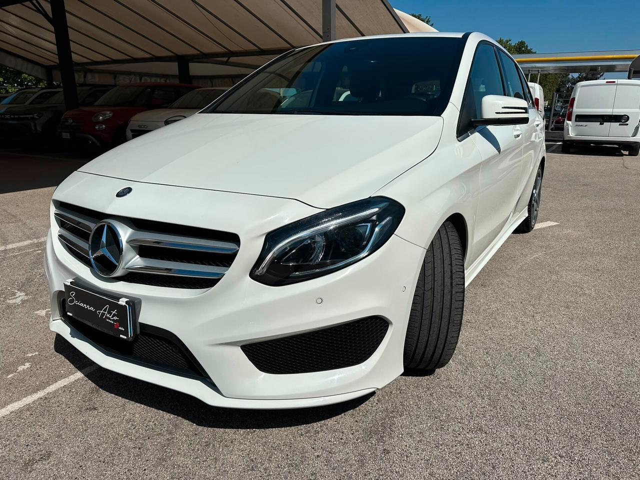 Mercedes-benz B 180 d Premium AMG