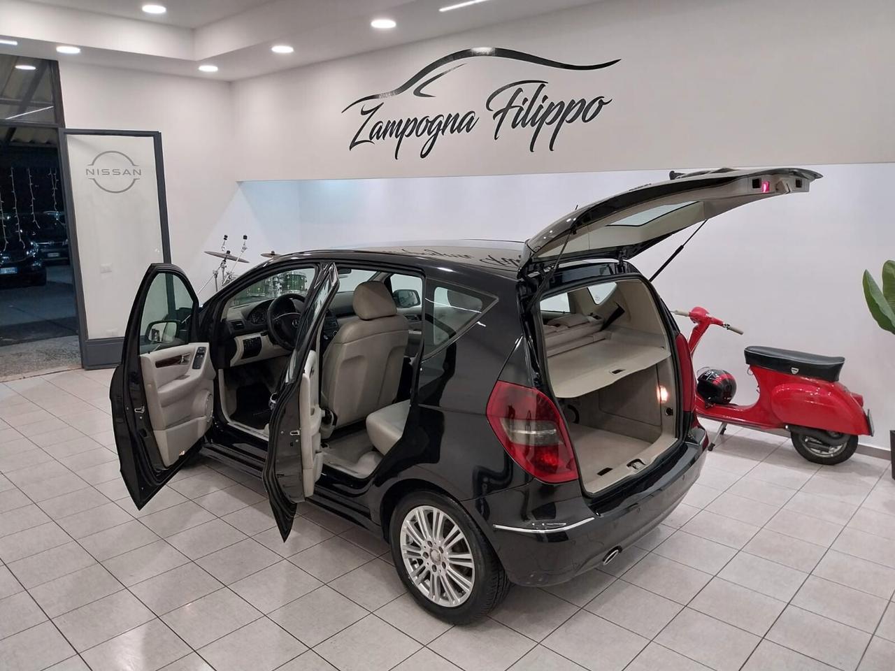 Mercedes-benz A 180 CDI 110CV Elegance 2010