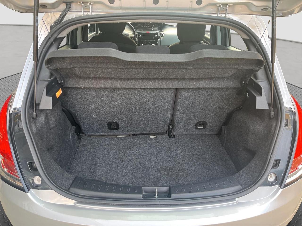 Lancia Ypsilon 1.3 MJT 95 CV 5 porte S&S Gold 2012