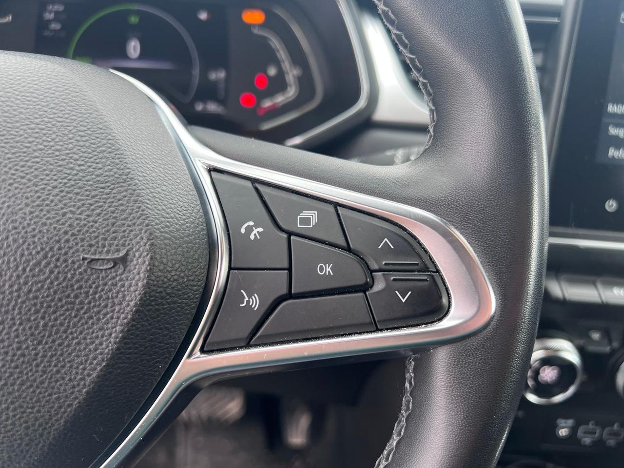 Renault Captur E-TECH 145 HEV Intens #10239