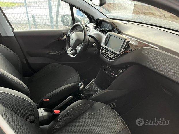 Peugeot 208 allure