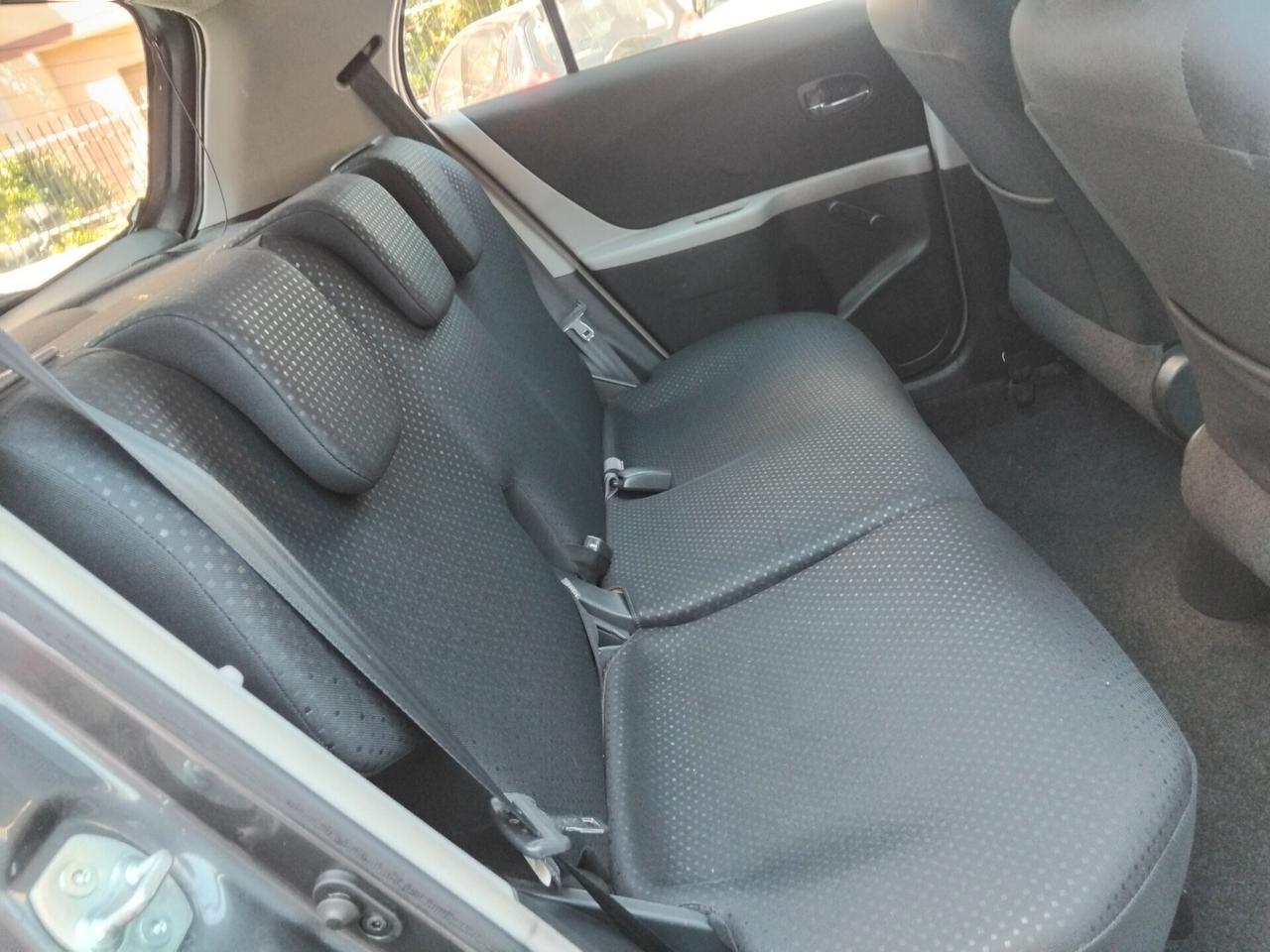 TOYOTA YARIS 1.0 SOL CLIMA 5 PORTE
