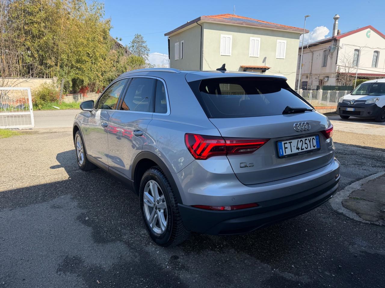 Audi Q3 35 TDI S tronic Business Advanced