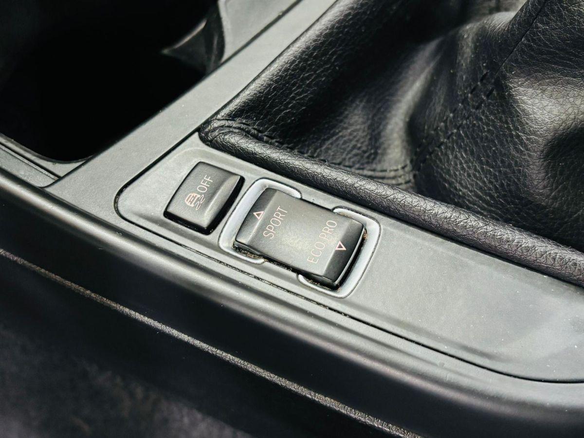 BMW 116d 5p. Efficient Dynamics Urban