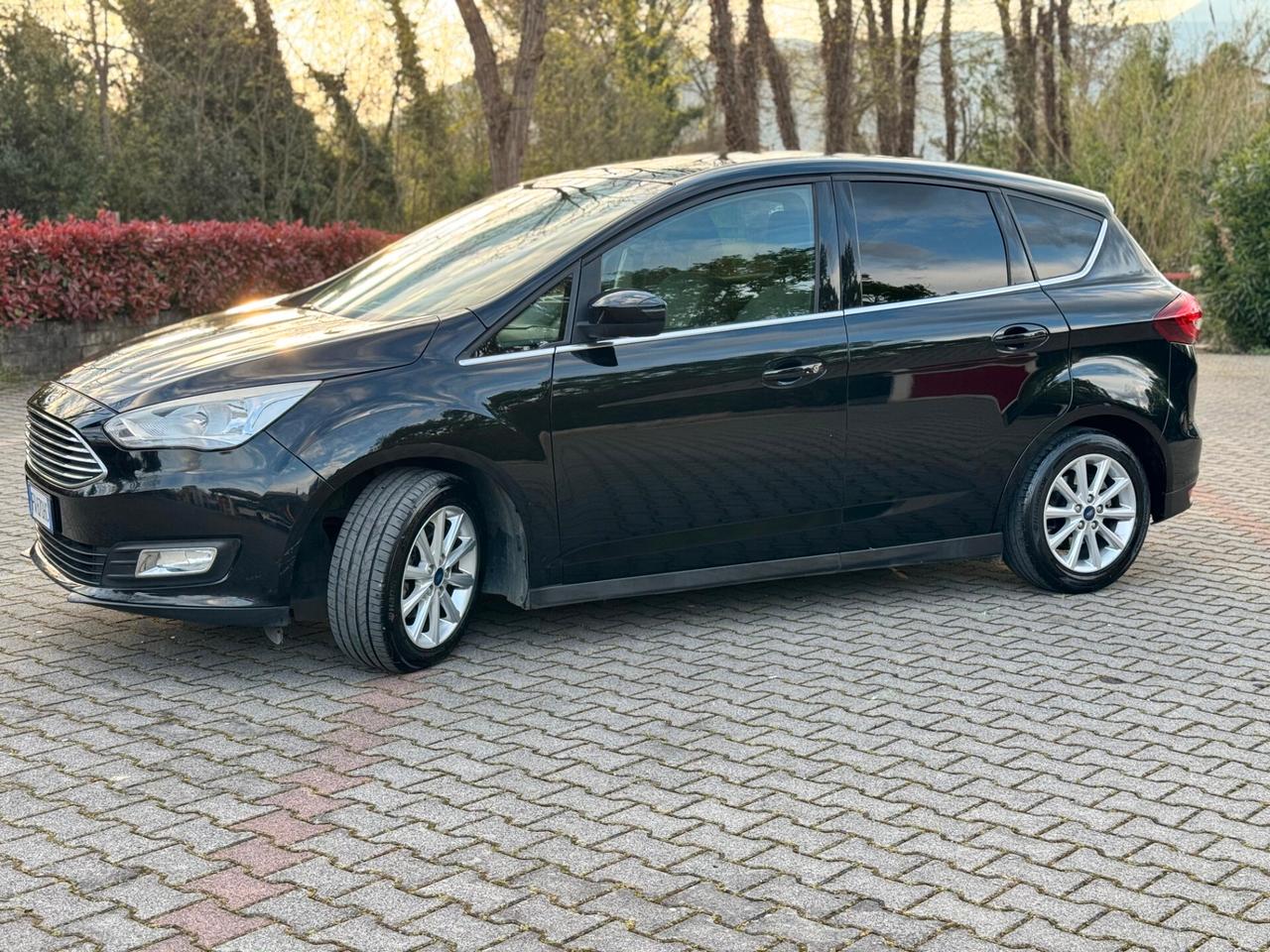 Ford C-Max 1.5 TDCi 120CV Titanium * NAVI *LED FULL