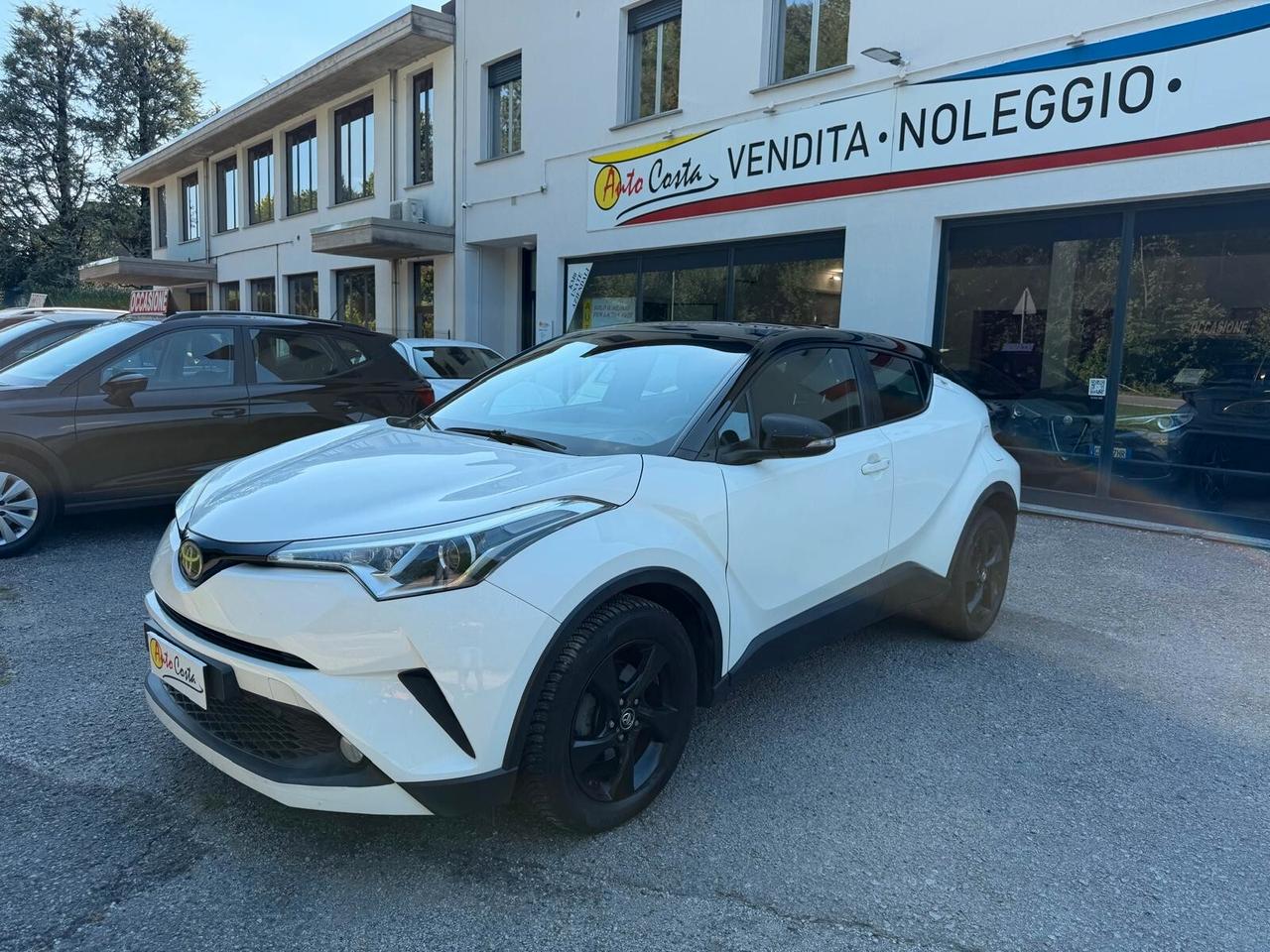 Toyota C-HR 1.2 Turbo CVT 4WD Business