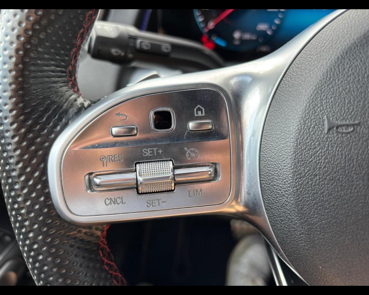 Mercedes-Benz GLB - X247 2019 - GLB 200 d Premium 4matic auto