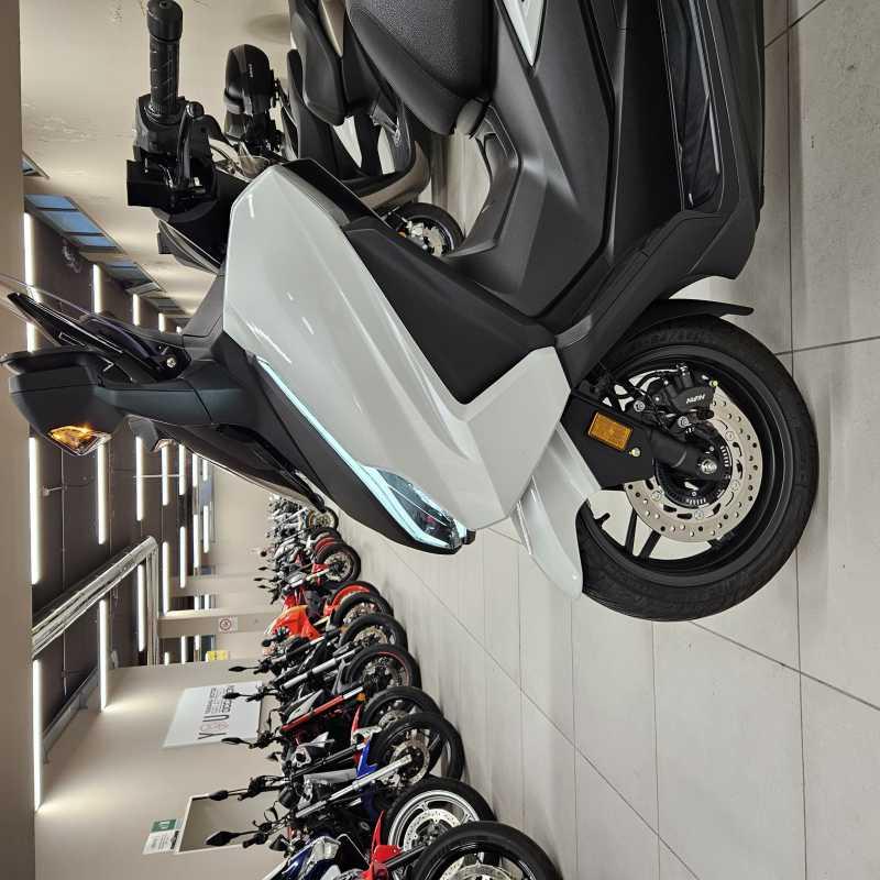 Honda Forza 350 - 2026