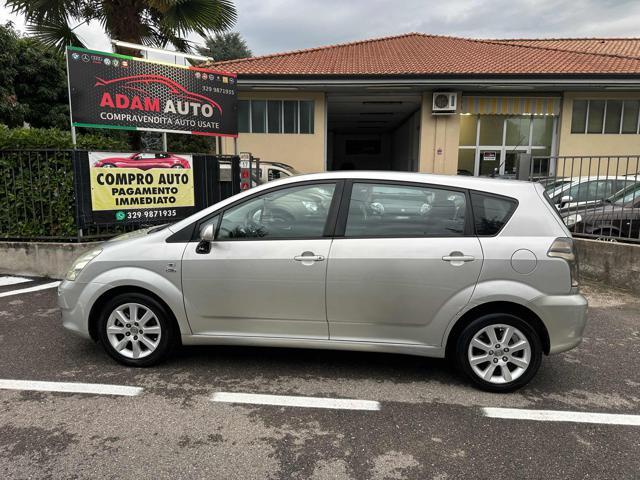 TOYOTA Corolla Verso 2.0 16V D-4D Sol
