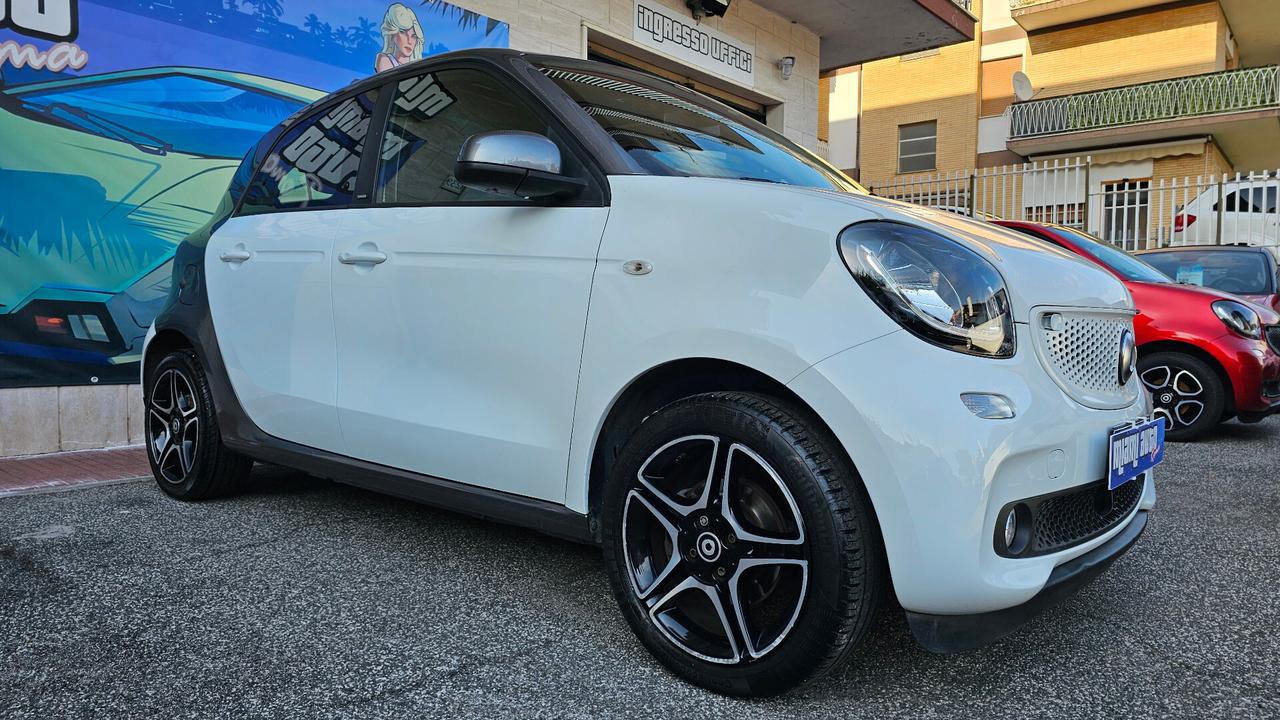 Smart Forfour 70 1.0 twinamic Passion PACK SPORT NAV ANDROID CARVERTICAL OK