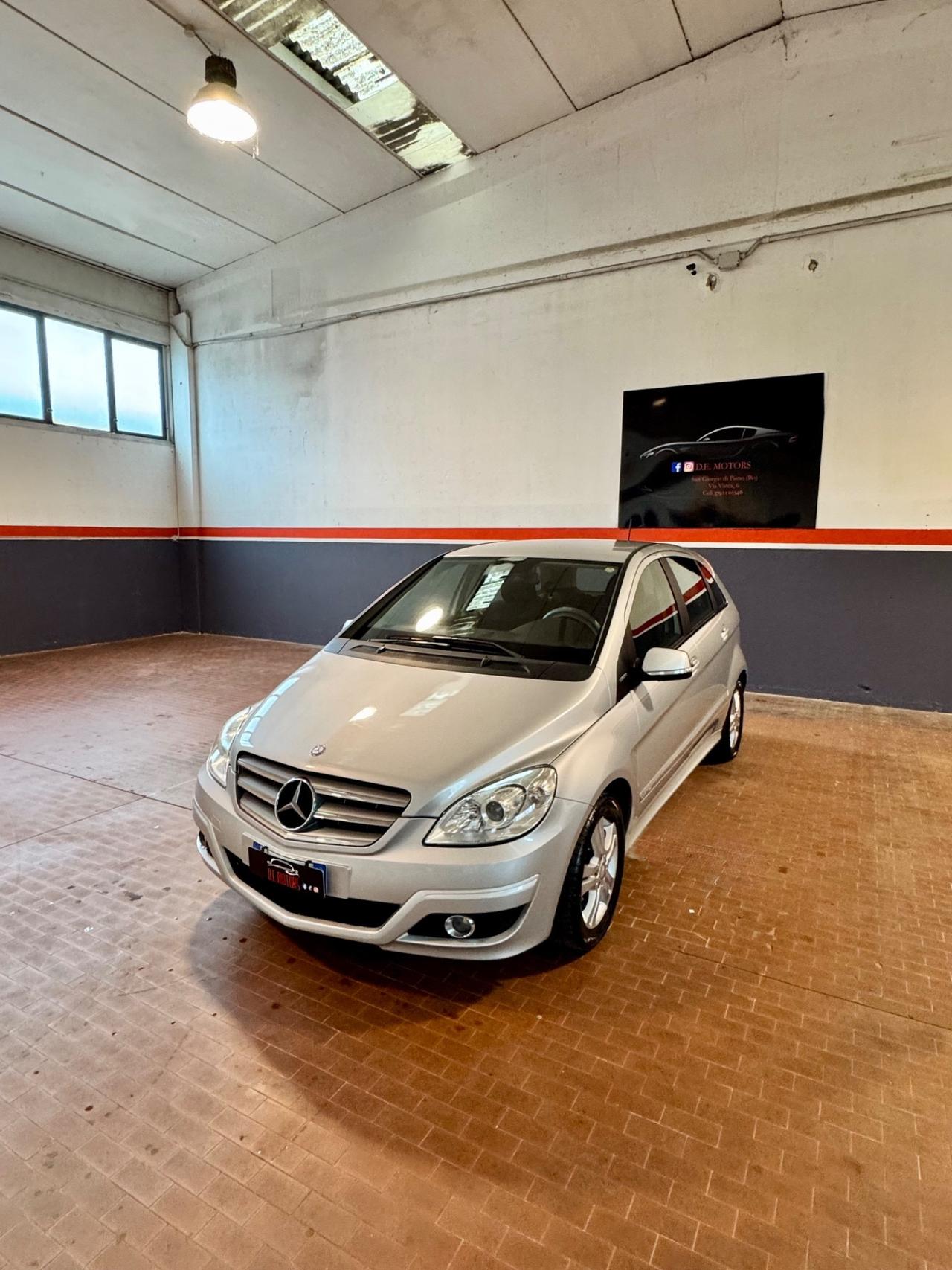 Mercedes-benz B 180 BlueEFFICIENCY Executive
