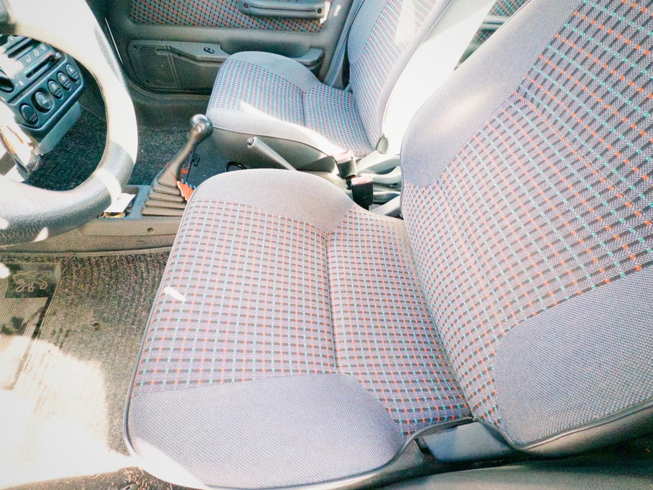 Peugeot 106 5 Porte 106 5p 954 XR-I c/TA cat.