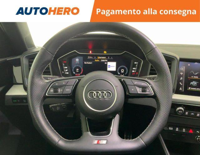 AUDI A1 SPB 40 TFSI S tronic Identity Black