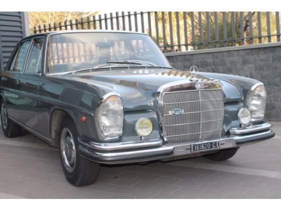 Mercedes-Benz 250 S