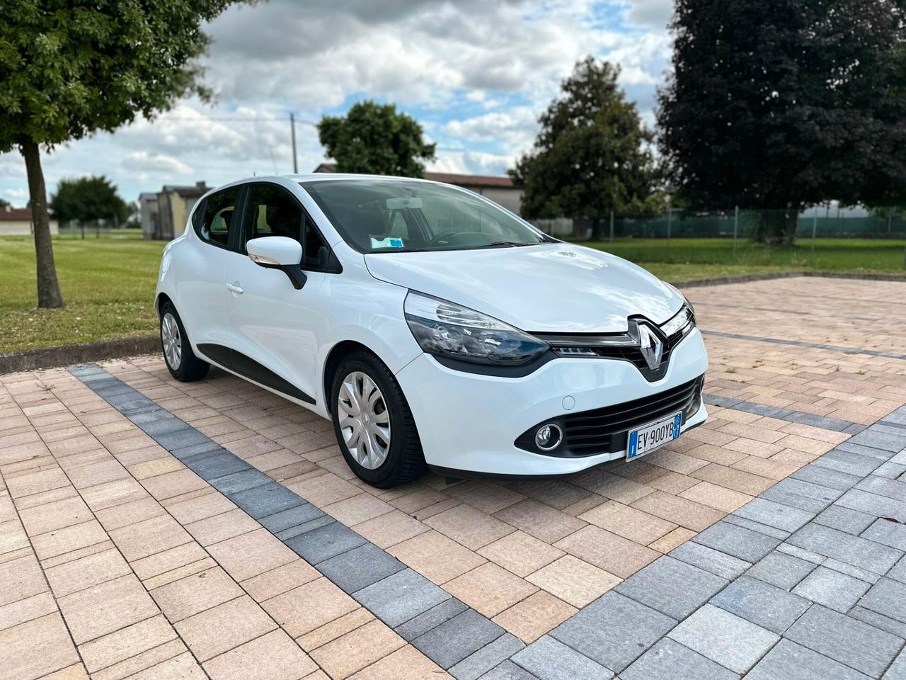 Renault Clio 1.5 dCi 8V 75CV 5 porte Costume National
