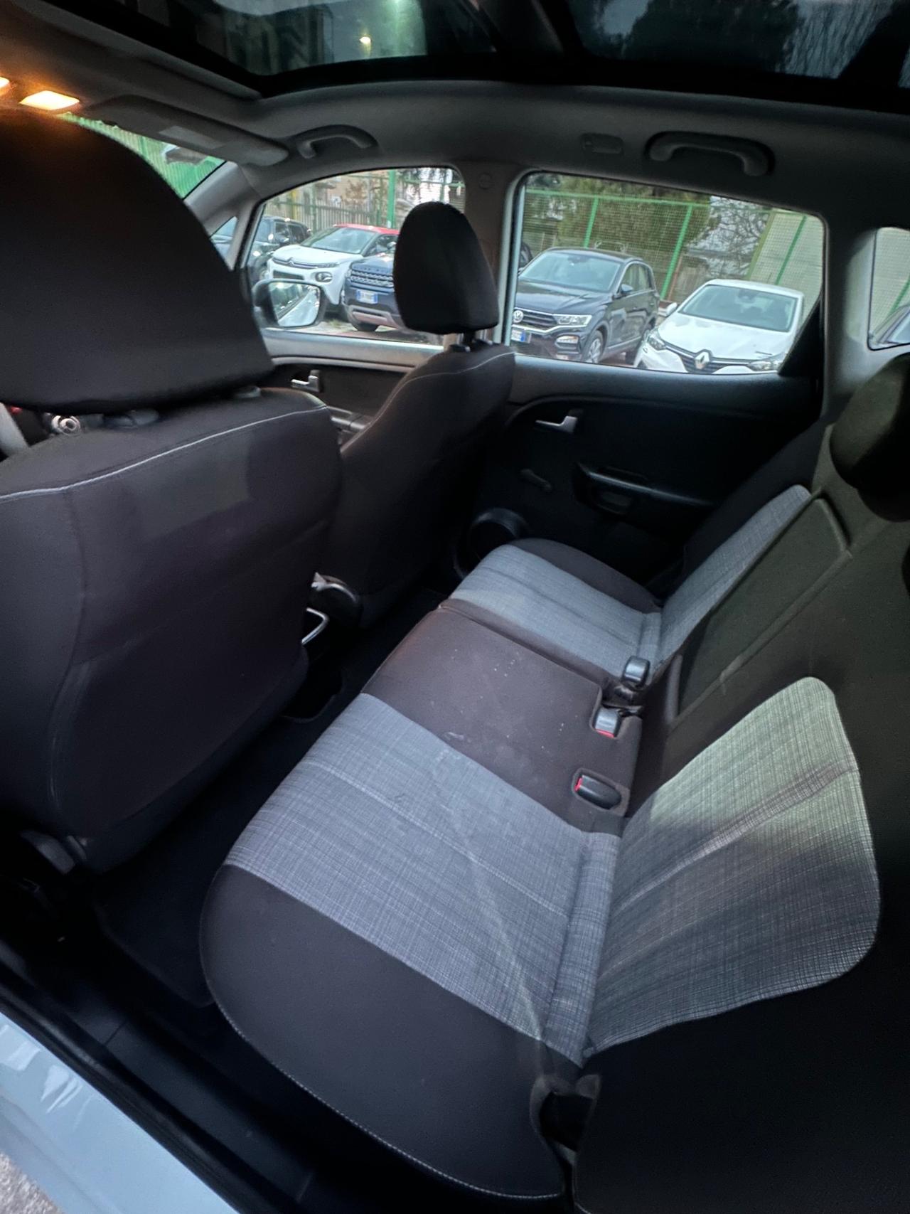 Kia Venga 1.4 GPL Cool