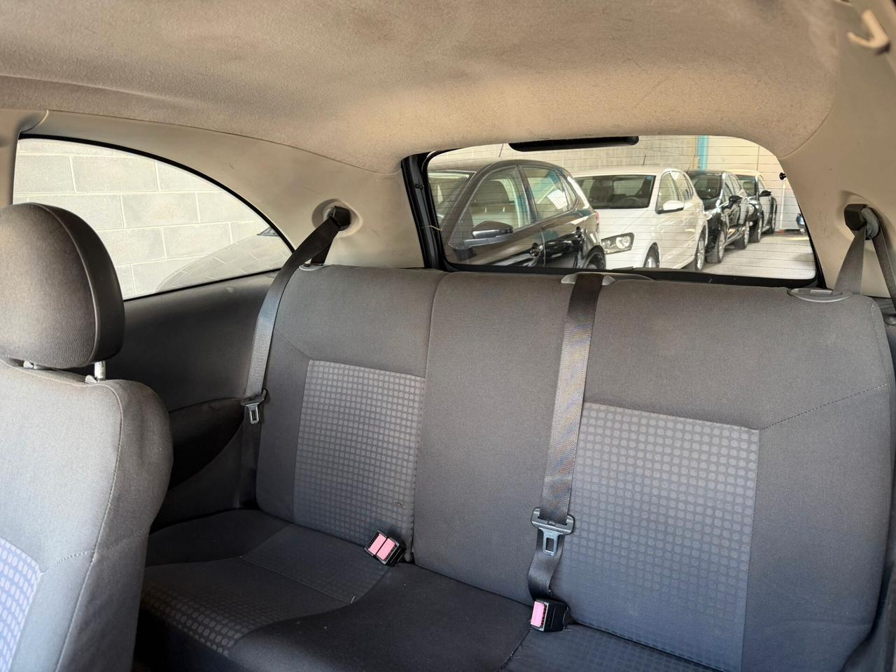 Opel Corsa 1.2i 16V cat 3 porte Silverline