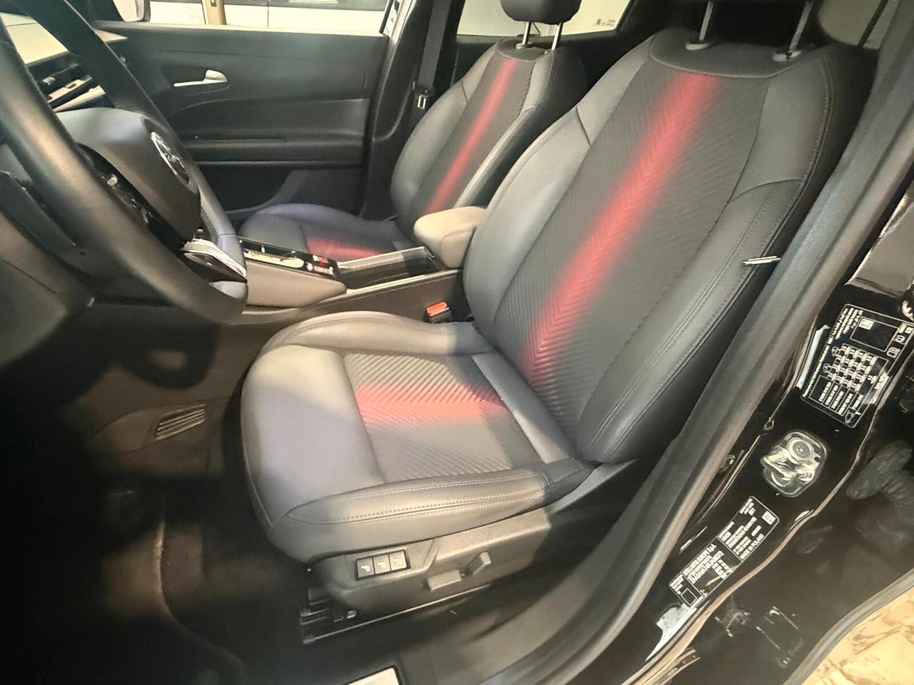 Alfa Romeo Junior 1.2 136 CV Hybrid eDCT6 Speciale