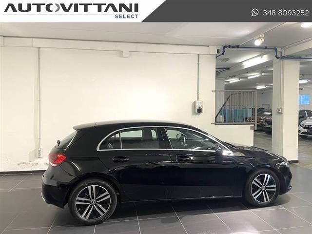 MERCEDES-BENZ A 180 d Sport auto