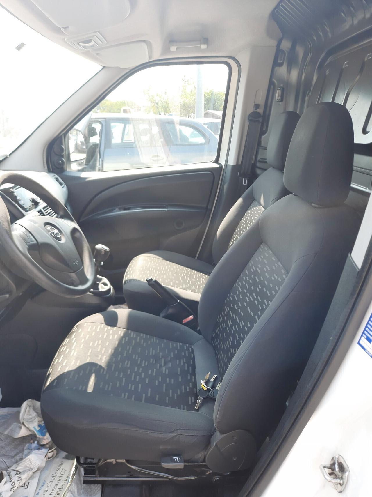 Opel Combo 1.6 CDTi 105CV PL TN Club N1