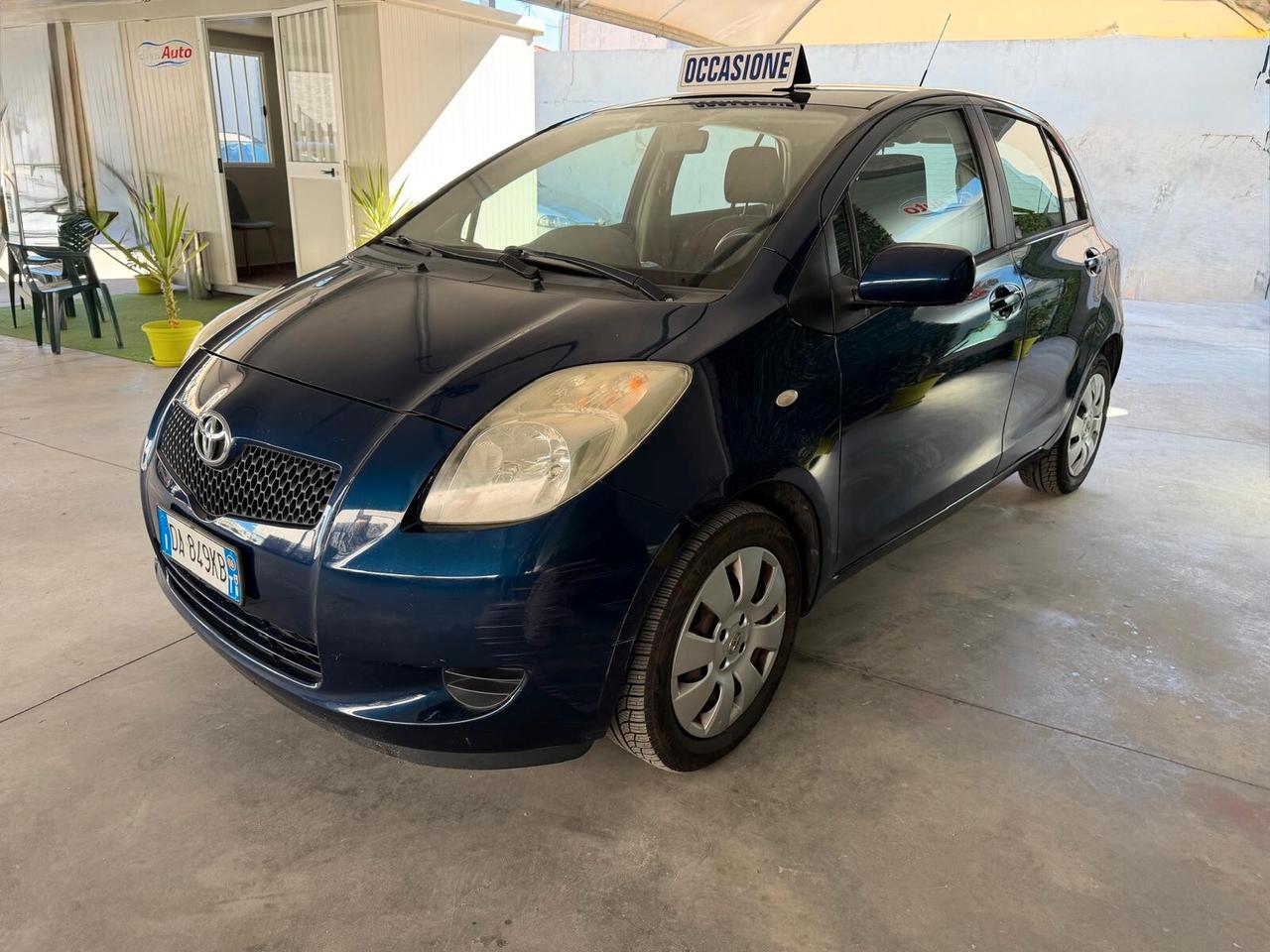 Toyota Yaris 1.3 5 porte Sol