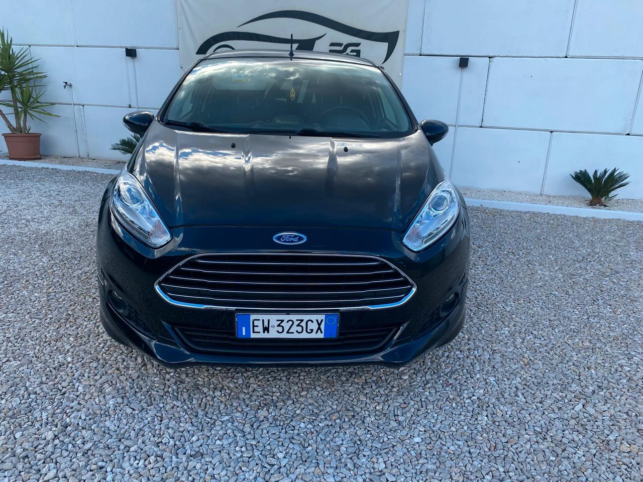 Ford Fiesta 1.5 TDCi 75CV 5 porte Titanium
