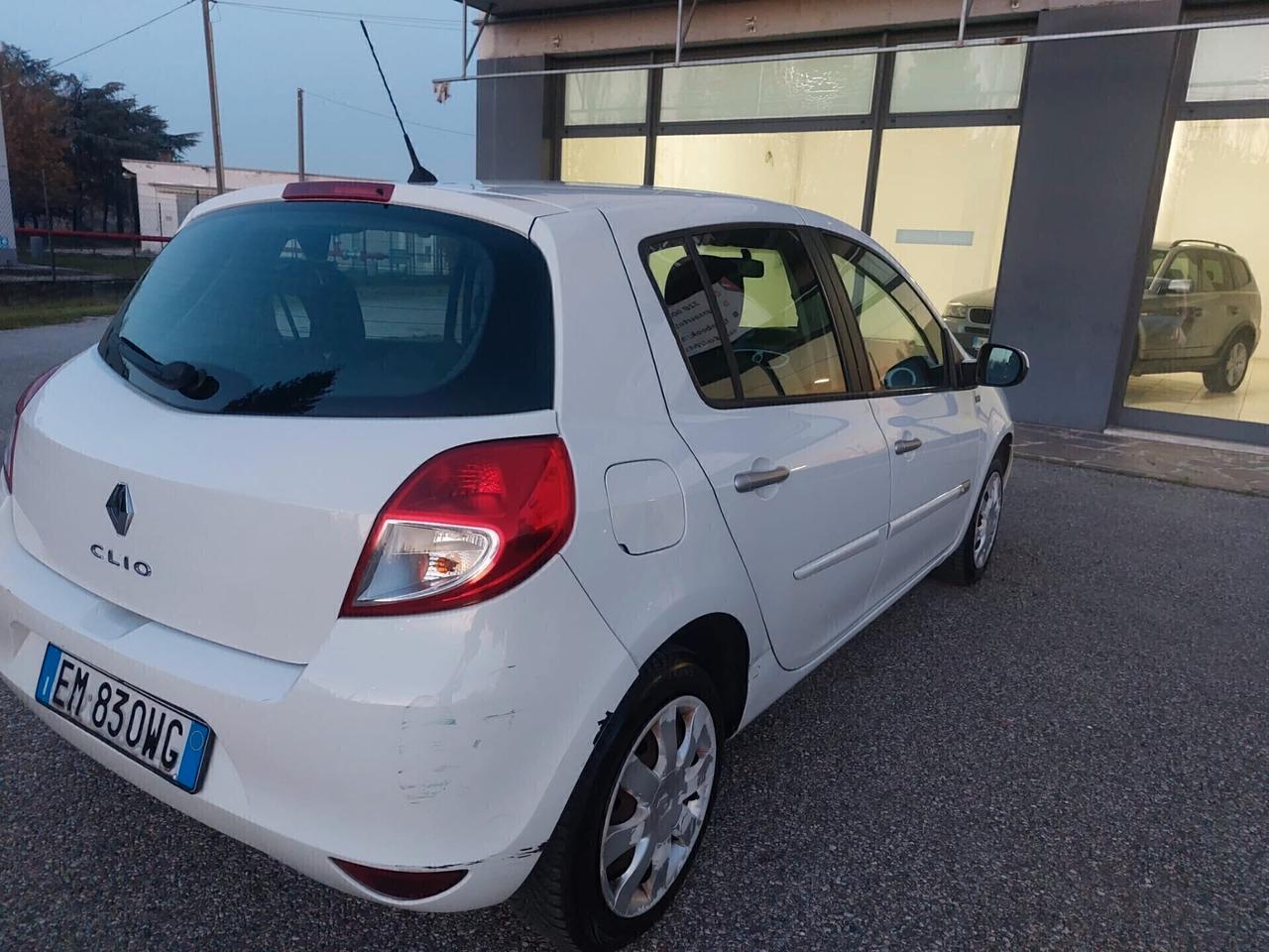 Renault Clio 1.2 16V 5 porte GPL Dynamique