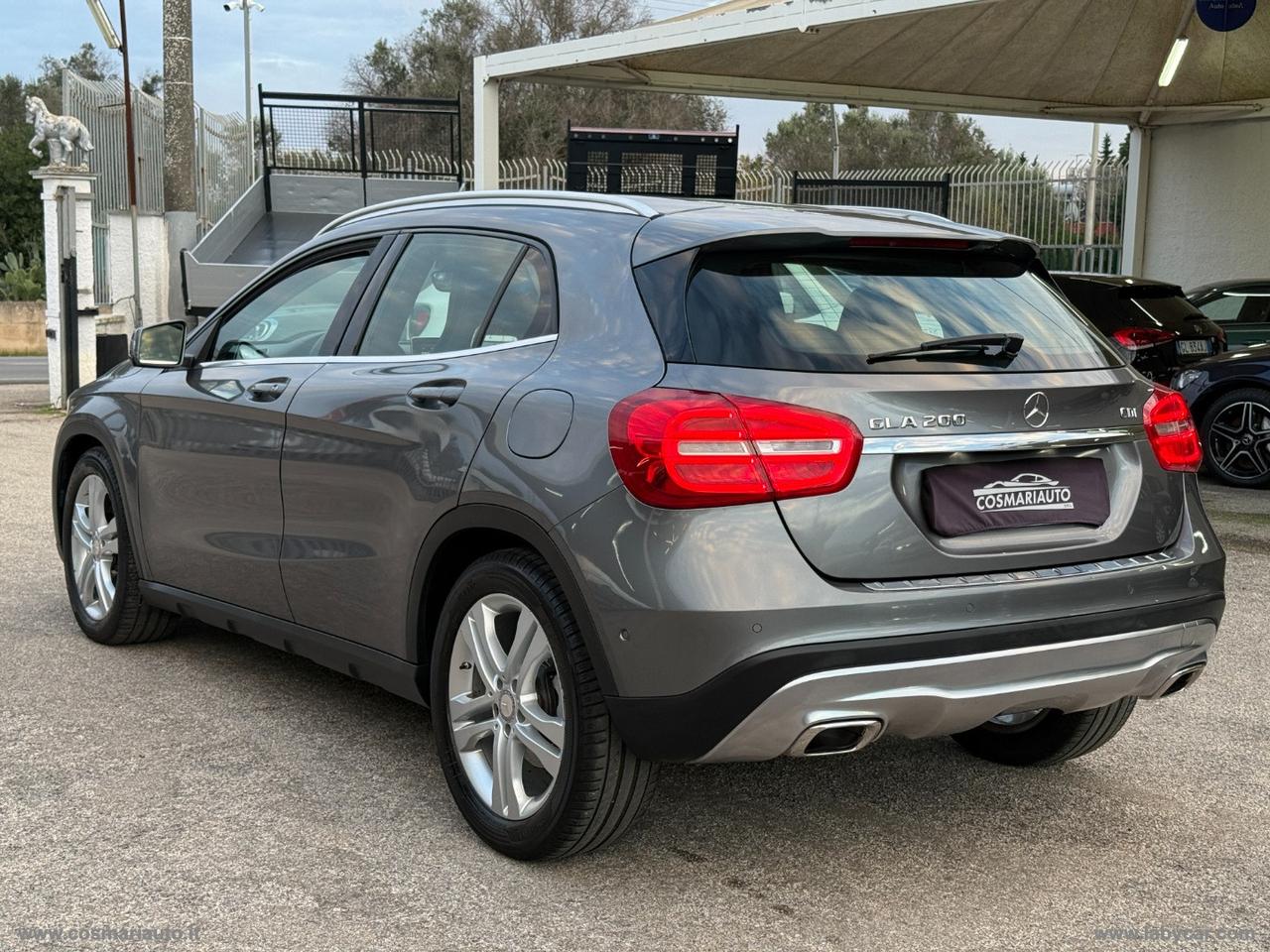 MERCEDES-BENZ GLA 200 CDI Sport